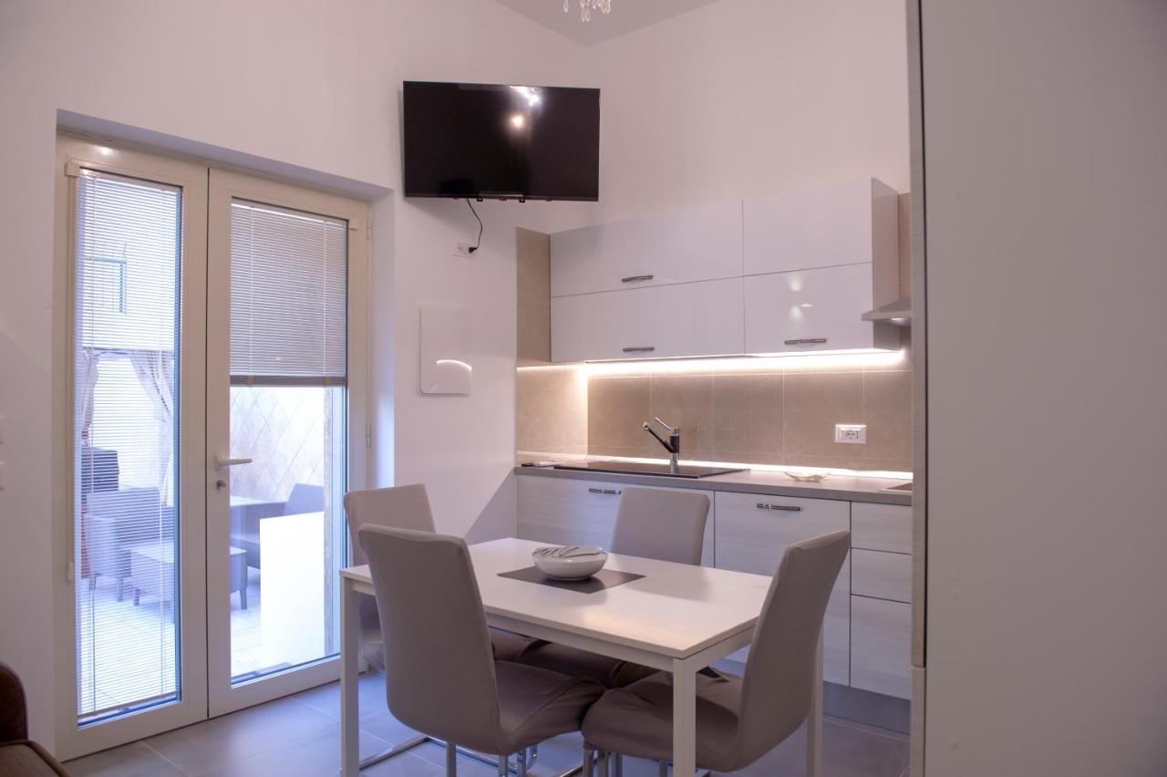 Joyce Luxury Suite Monopoli Exterior photo